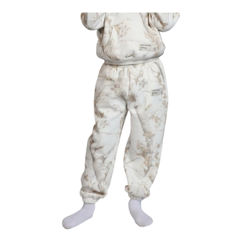 NWT COMFRT Camo White Oak Sweatpants Joggers Size Kids XL (Fits A Women’s XS/S)